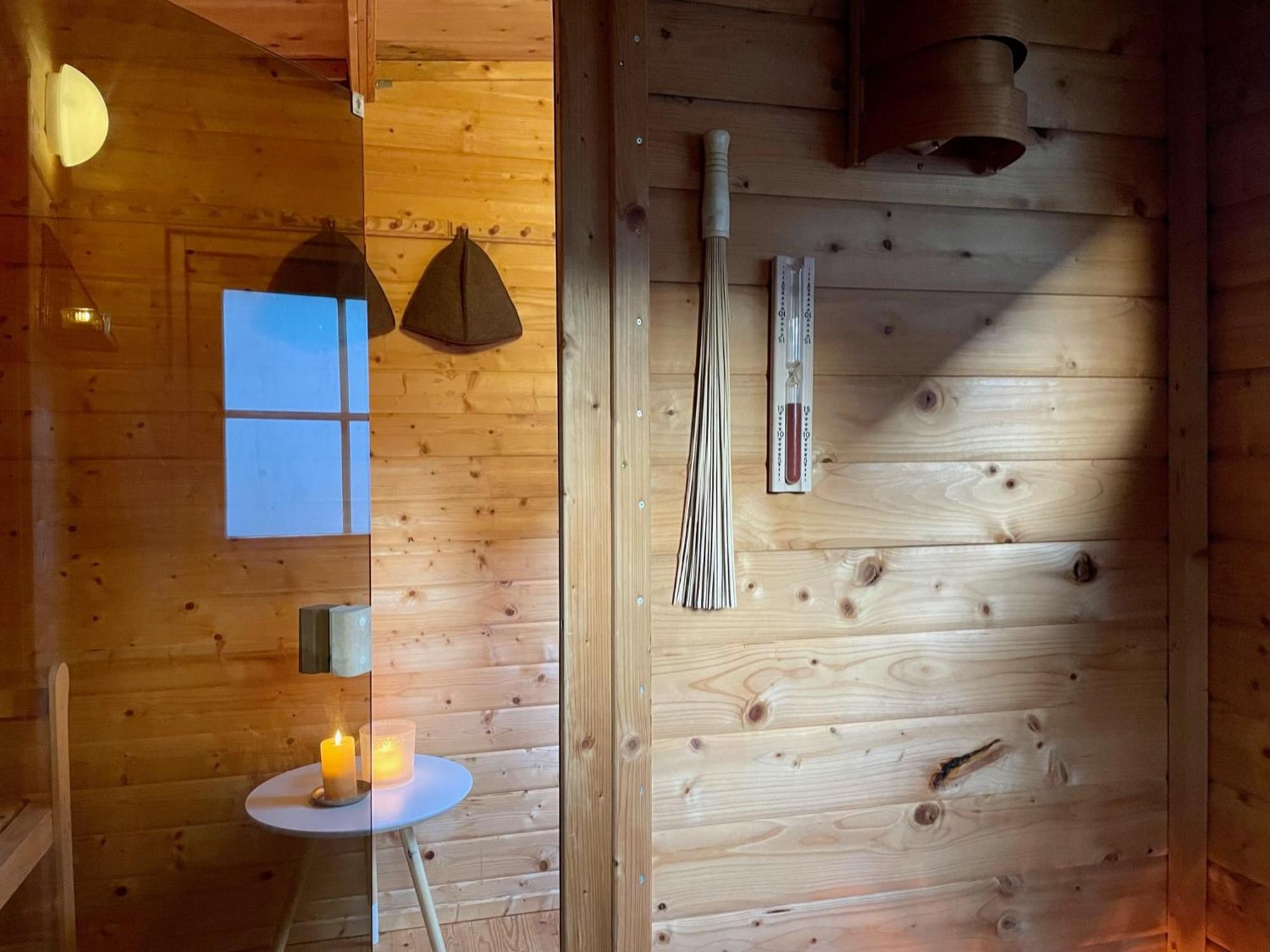 Modernes Holzhaus Im Skandinavischen Stil Mit Sauna, Garten Und 2 Katzen Norderstedt Dış mekan fotoğraf