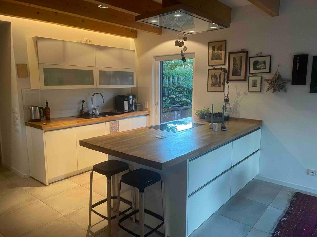 Modernes Holzhaus Im Skandinavischen Stil Mit Sauna, Garten Und 2 Katzen Norderstedt Dış mekan fotoğraf