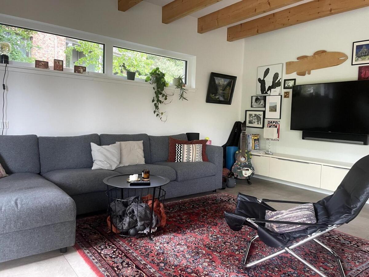 Modernes Holzhaus Im Skandinavischen Stil Mit Sauna, Garten Und 2 Katzen Norderstedt Dış mekan fotoğraf